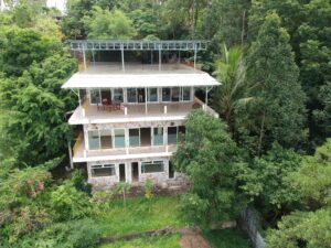 Brand New luxury villa with 8 Bedrooms For Sale