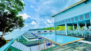 Luxury Beachfront Resort on Sandy Beach for sale, Koh Rong Samloem