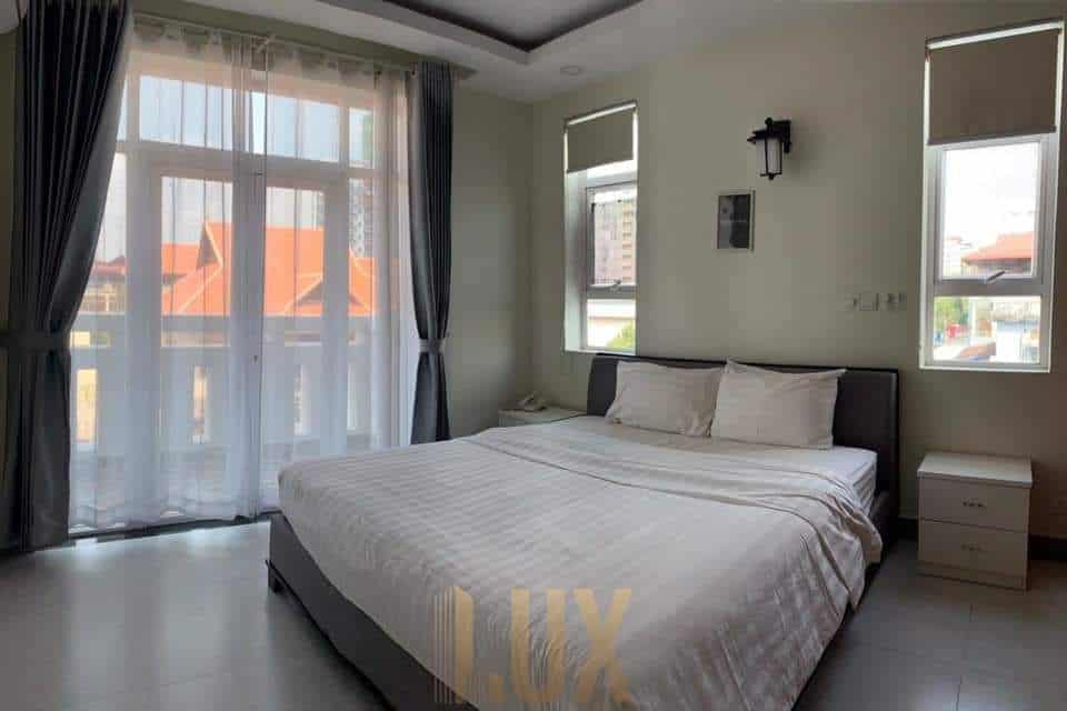 2 Bedrooms Apartment For Rent in Chamkarmon