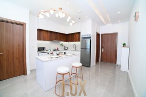 photo 6278213181763597172 y