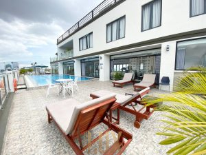 photo 6152446549242789255 y