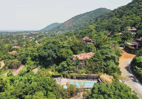 5 Star Resort for sale on the coast of Kep