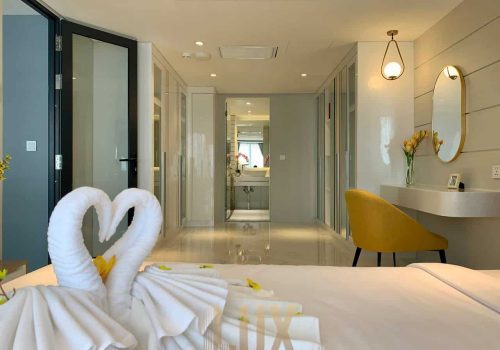 Beautifully Deluxe centrally located penthouse For Sale In Chamkarmon