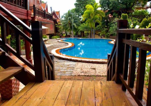 Beautiful Villa / Hotel for sale close the Crab market on Kep beach