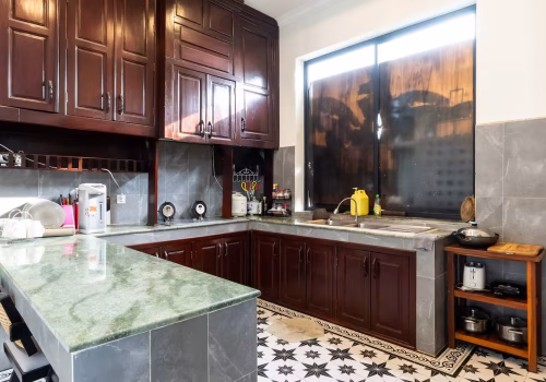 98310ffc-3436-4a28-8482-de11530f6bab