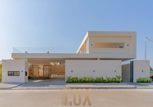 DeWatermark.ai 1751341791034