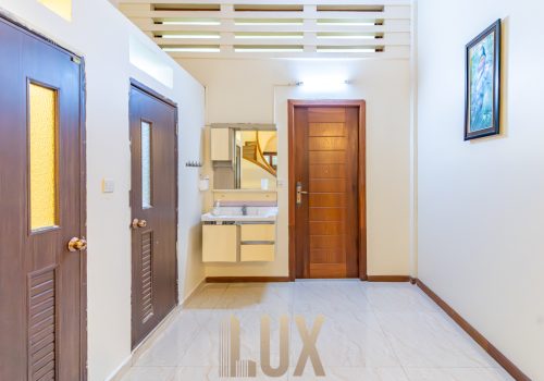 House 110 (12 of 46)