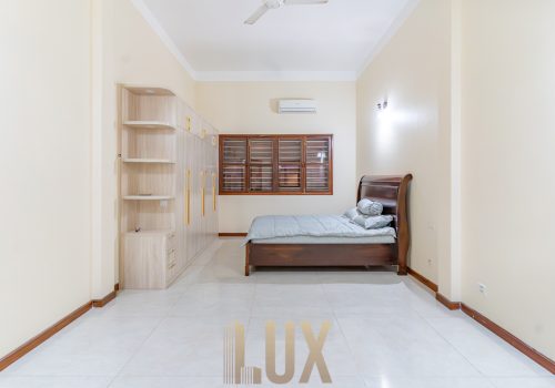 House 110 (20 of 46)