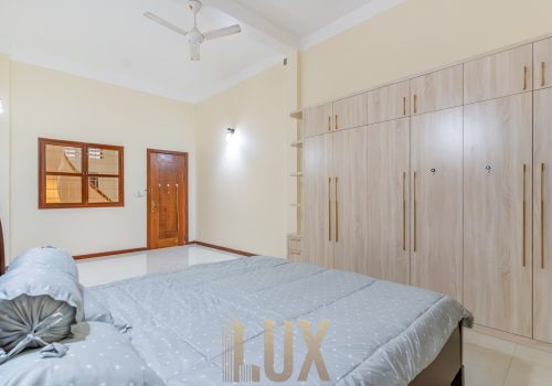 House 110 (23 of 46)