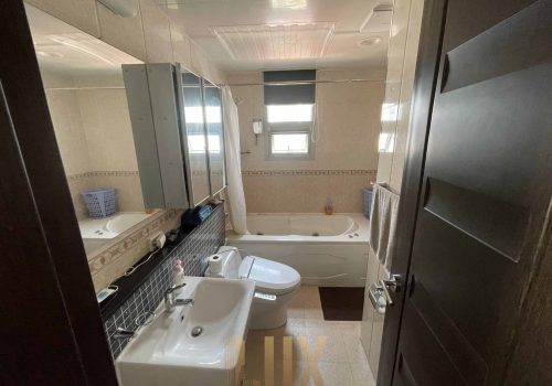 Pnhom Penh, De Castle Royal Condominium For Sale In BKK1