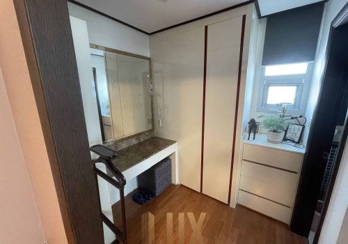 Pnhom Penh, De Castle Royal Condominium For Sale In BKK1