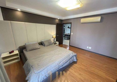 Pnhom Penh, De Castle Royal Condominium For Sale In BKK1