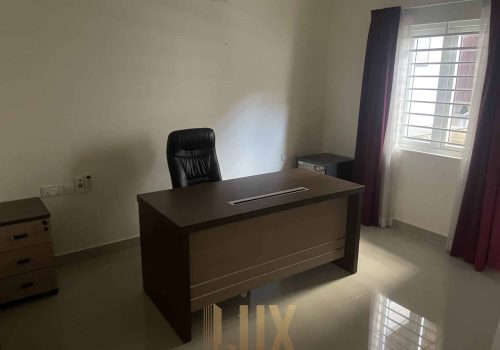 Luxury Western Style Apartment Up For Sale in Daun Penh Area