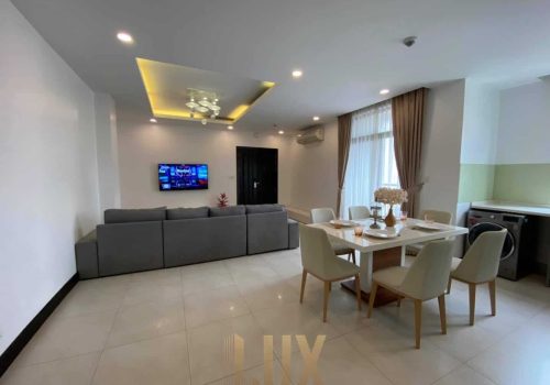 Beautiful 3 bedrooms apartment in the Middle of Phnom Penh