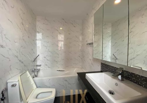 Beautiful 3 bedrooms apartment in the Middle of Phnom Penh