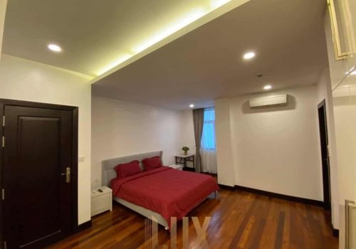Beautiful 3 bedrooms apartment in the Middle of Phnom Penh