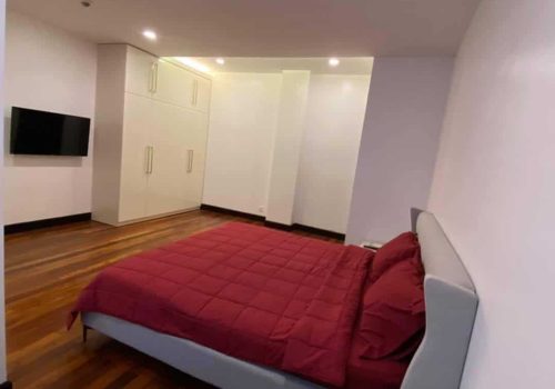 Beautiful 3 bedrooms apartment in the Middle of Phnom Penh