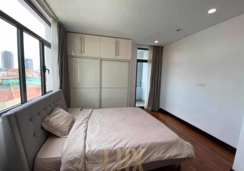 Beautiful 3 bedrooms apartment in the Middle of Phnom Penh