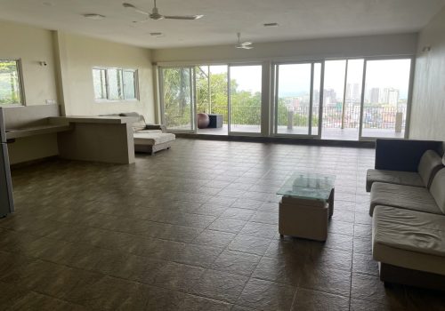 8 Bedrooms luxury Villa For rent in Sihanouk Ville