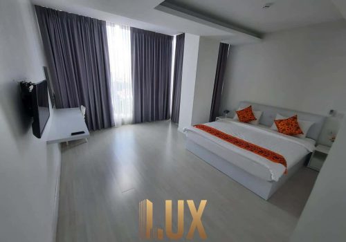 LUX-1559-8