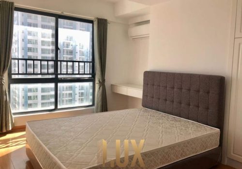 LUX-37475-1