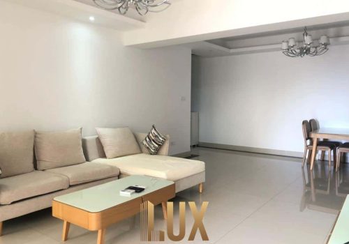 LUX-37492-4
