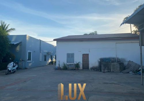LUX-37638-29