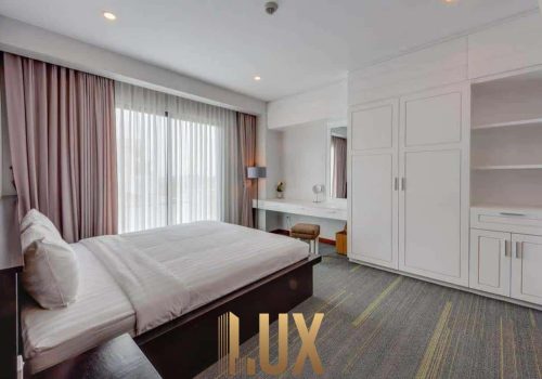 LUX-37768-11