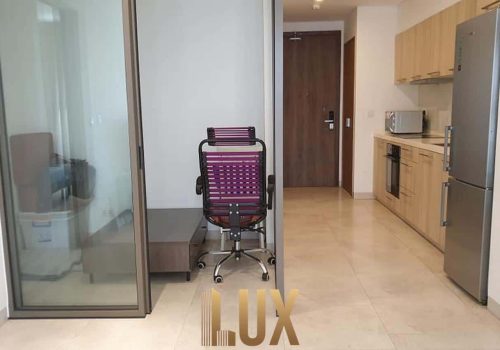 LUX-38093-8
