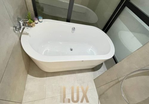 LUX-43800 7