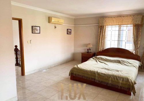 LUX-44305 7