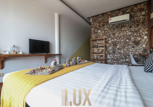 SUPERIOR-KING-SEAVIEW-3