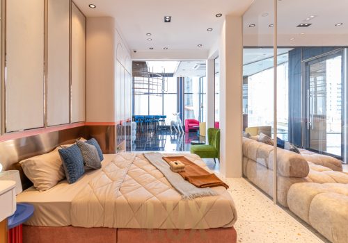 TS8-2-Bed-Showroom (4)