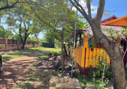 Aneen's Green Garden Coffee Shop ,Bungalow for sale