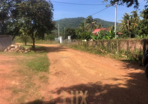 A Vacant Plot of Land For Sale in Kep