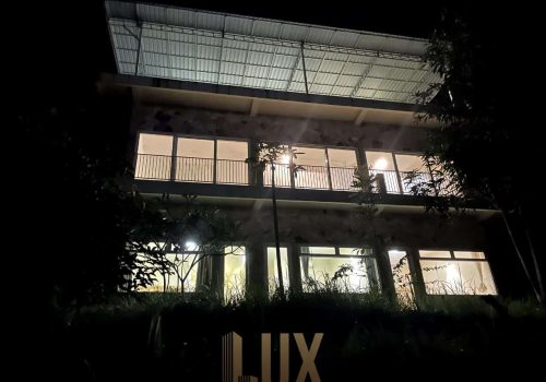 Brand New luxury villa with 8 Bedrooms For Sale