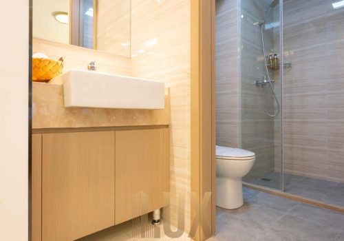 photo 6055408179870808685 y (2)