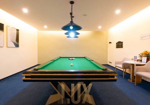 photo 6055408179870808700 y