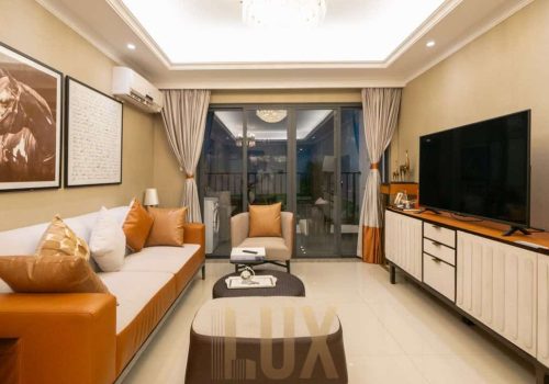 photo 6055408179870808711 y