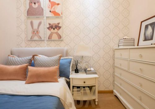 photo 6055408179870808726 y