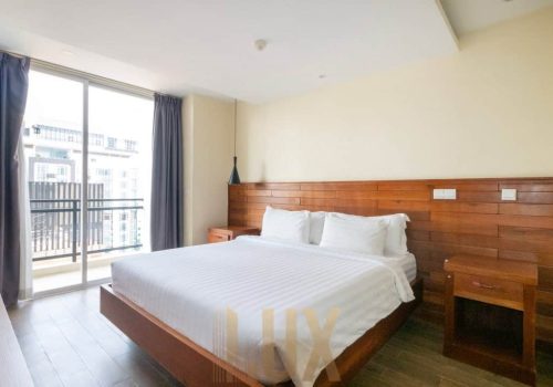 photo 6140951954038307537 y