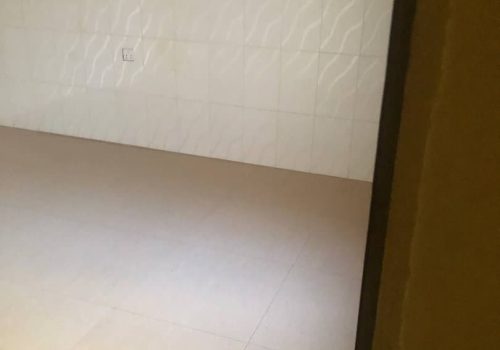 photo 6165778780564601246 y