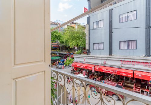 renovate-near ostro-bar-33