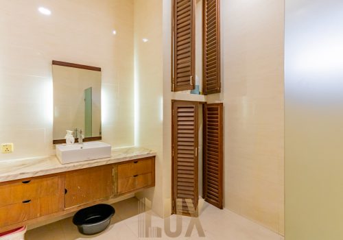 renovate-near ostro-bar-35