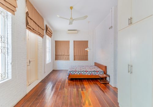 renovate-near ostro-bar-38